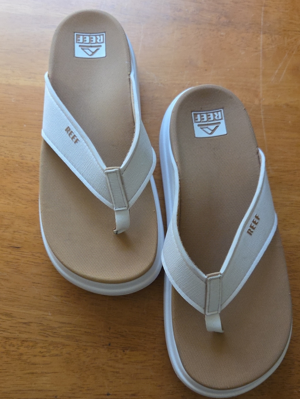 Reef Women's Tan & Cream Sandal Flip Flops